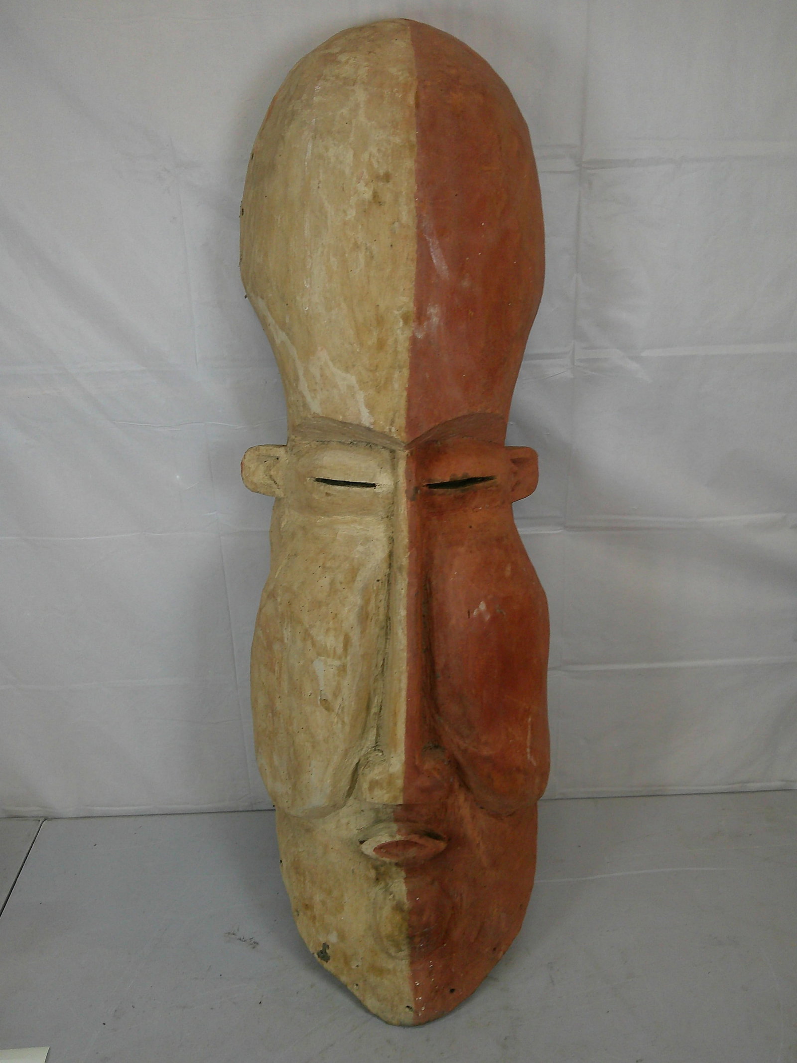 Hand Carved Wooden African Mask: Hand Carved Wooden African Mask