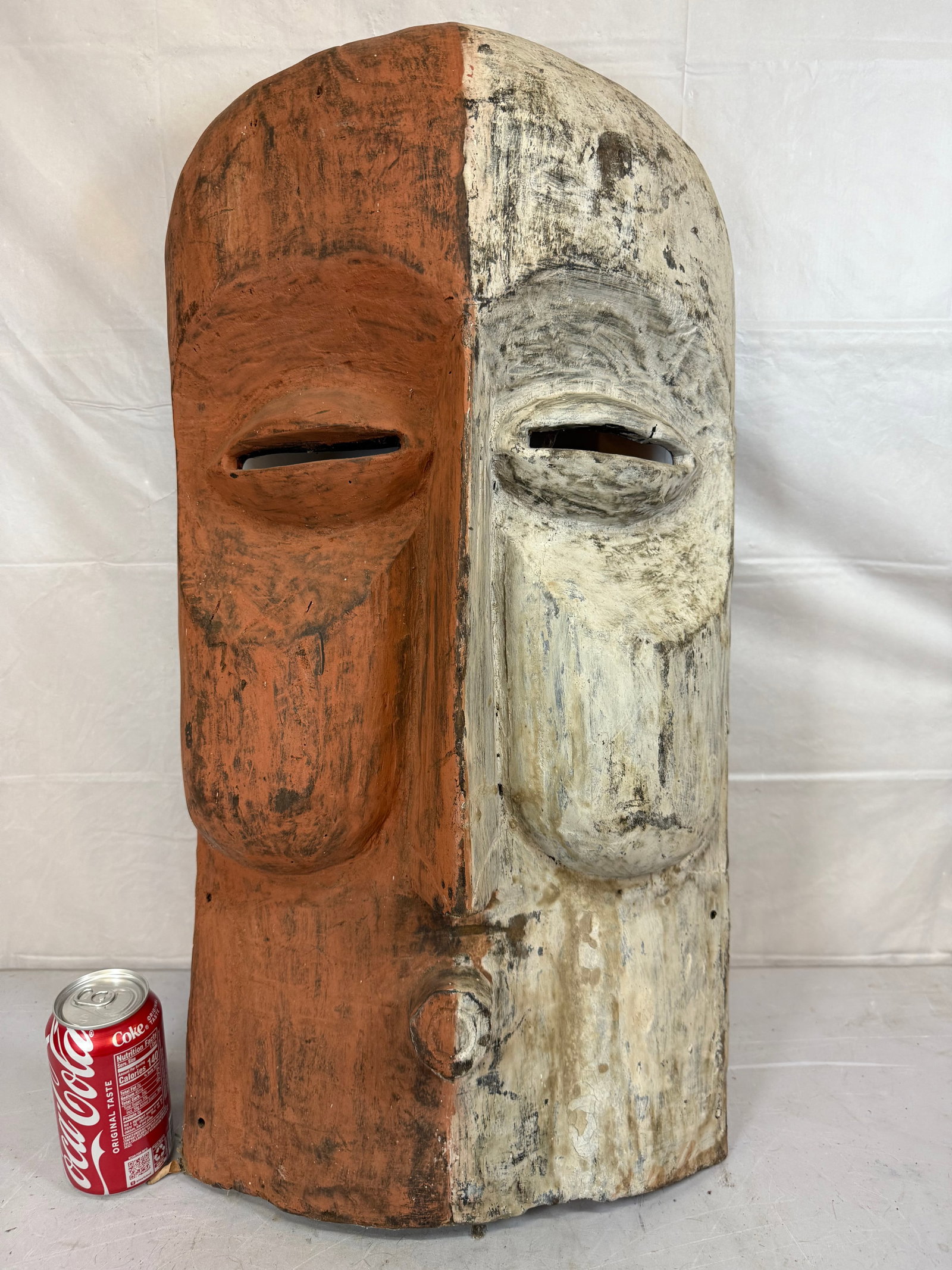 Hand Carved Wooden African Mask: Hand Carved Wooden African Mask