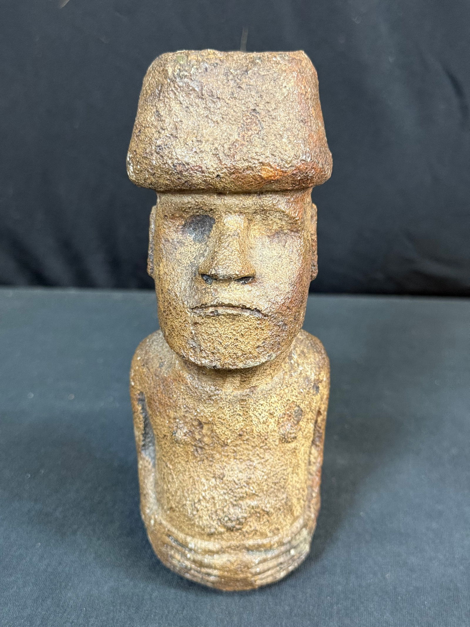 Moai-style carved stone statue: Moai-style carved stone statue