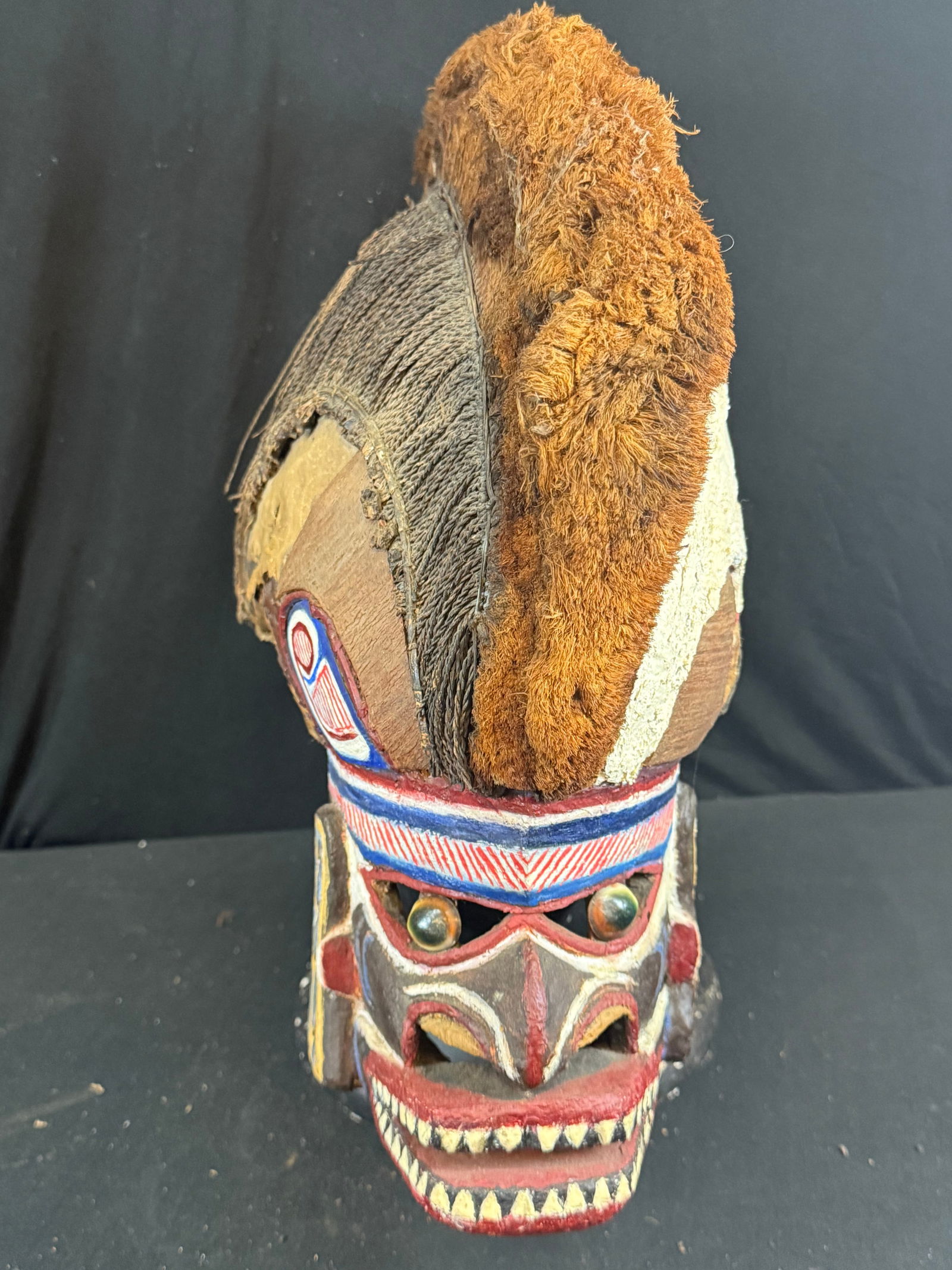 Ozeanien tribal mask (1 of 6)