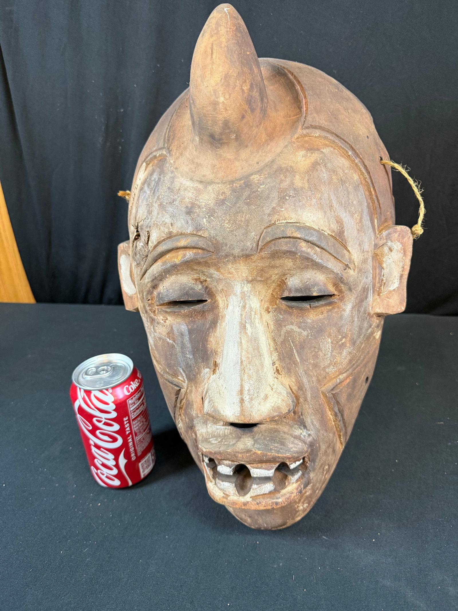 Hand carved wooden African Mask: Hand carved wooden African Mask