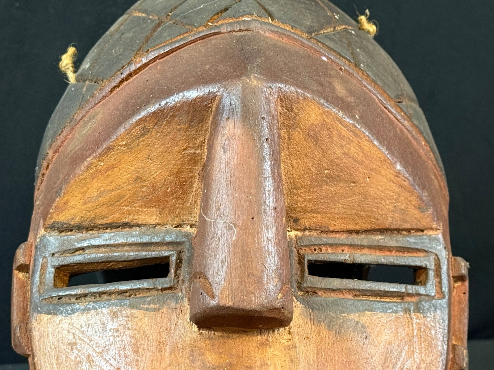 Hand carved wooden African mask: Hand carved wooden African mask