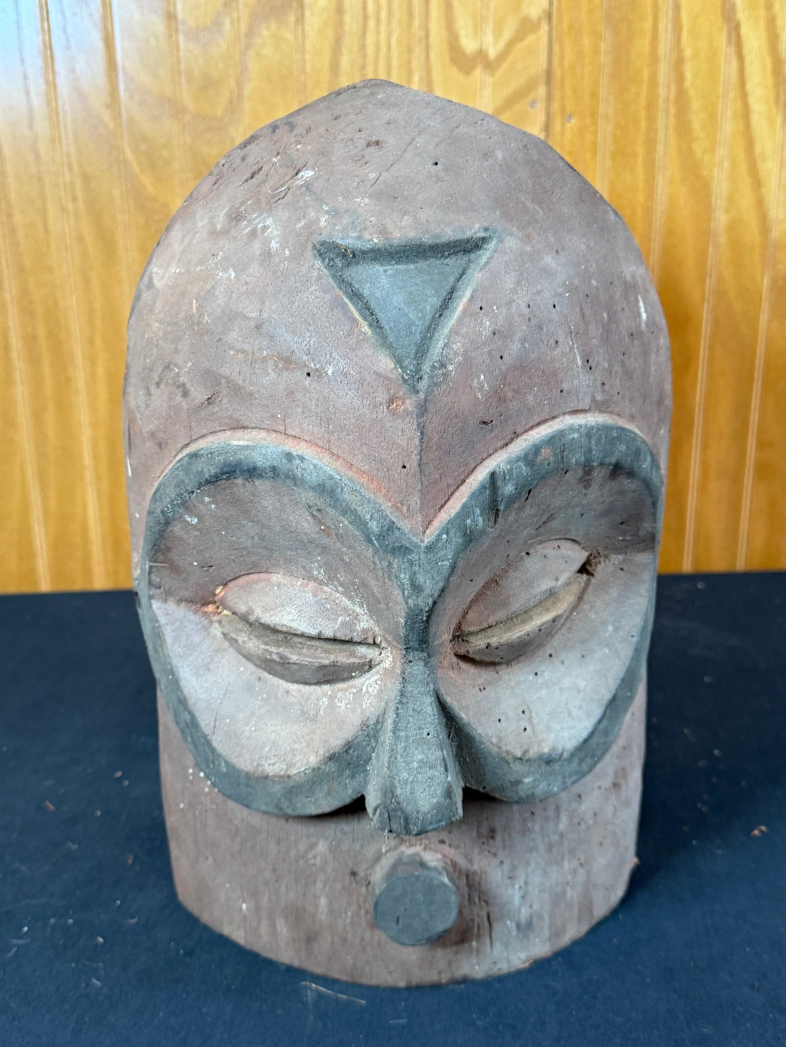 Hand carved wooden African mask: Hand carved wooden African mask
