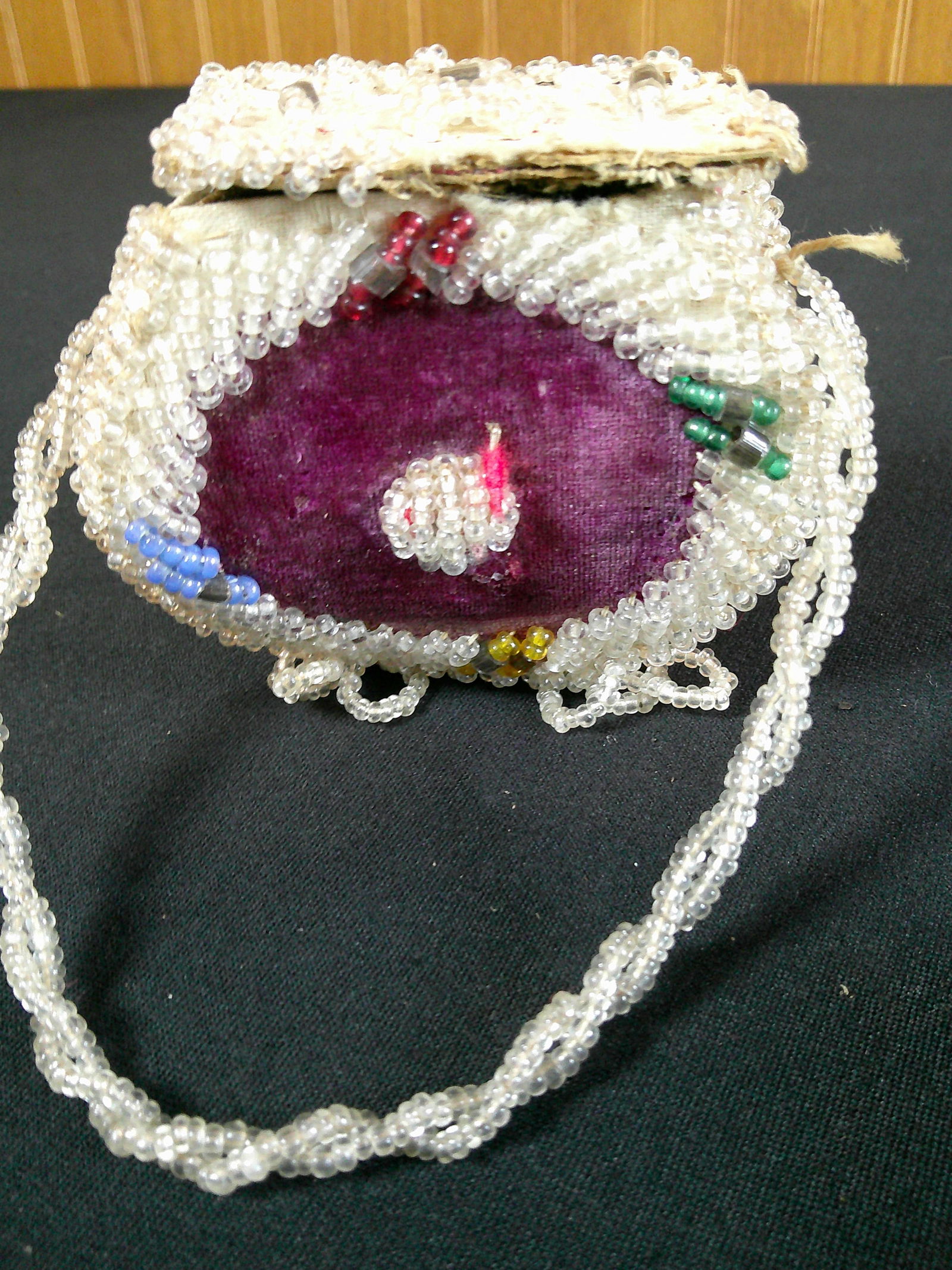 Lot of 4 pcs. Of early beadwork (1 of 9)