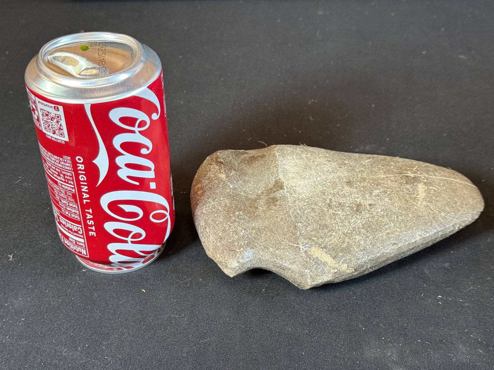 Grooved axe head: Grooved axe head