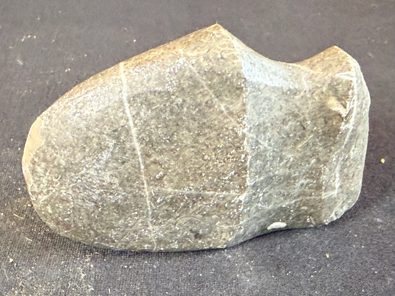 Grooved axe head: Grooved axe head