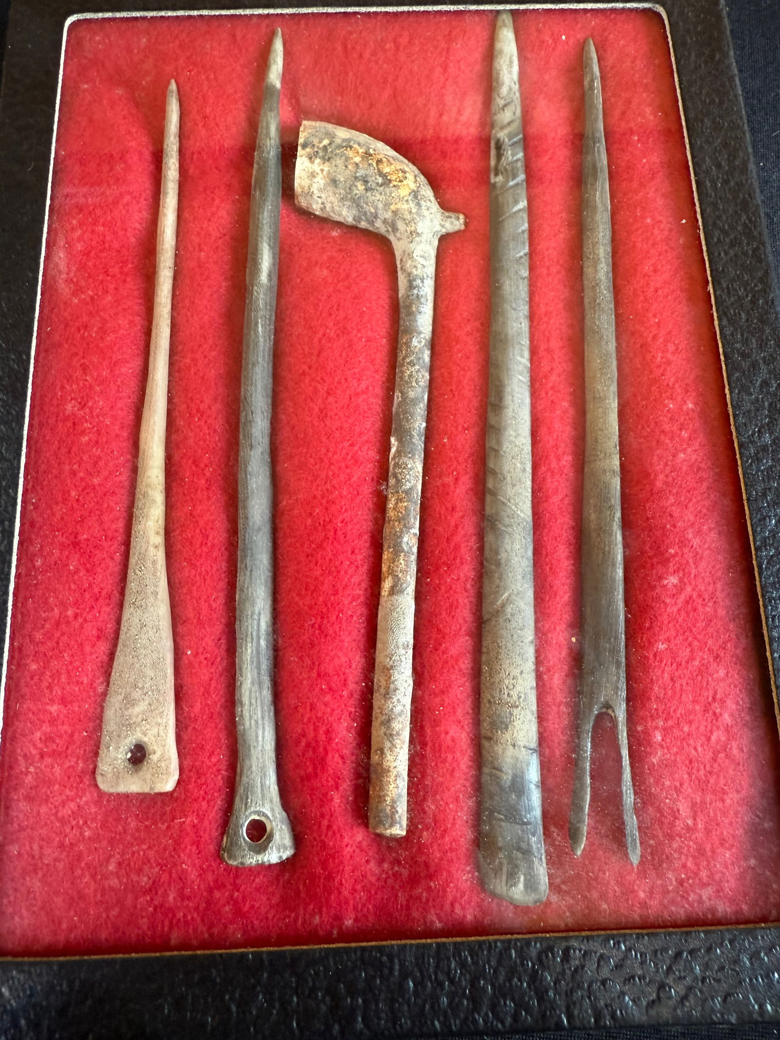Lot of 5 Indian artifacts (1 of 1)