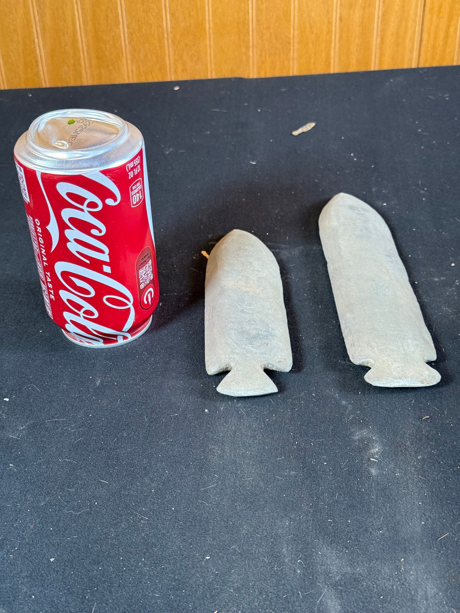 Lot of 2 Etley arrowheads (1 of 2)