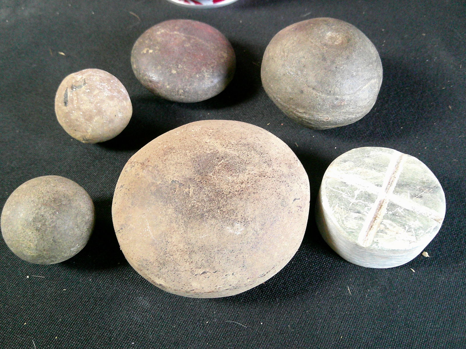 Lot of 6 misc. native american artifacts: Lot of 6 misc. native american artifacts