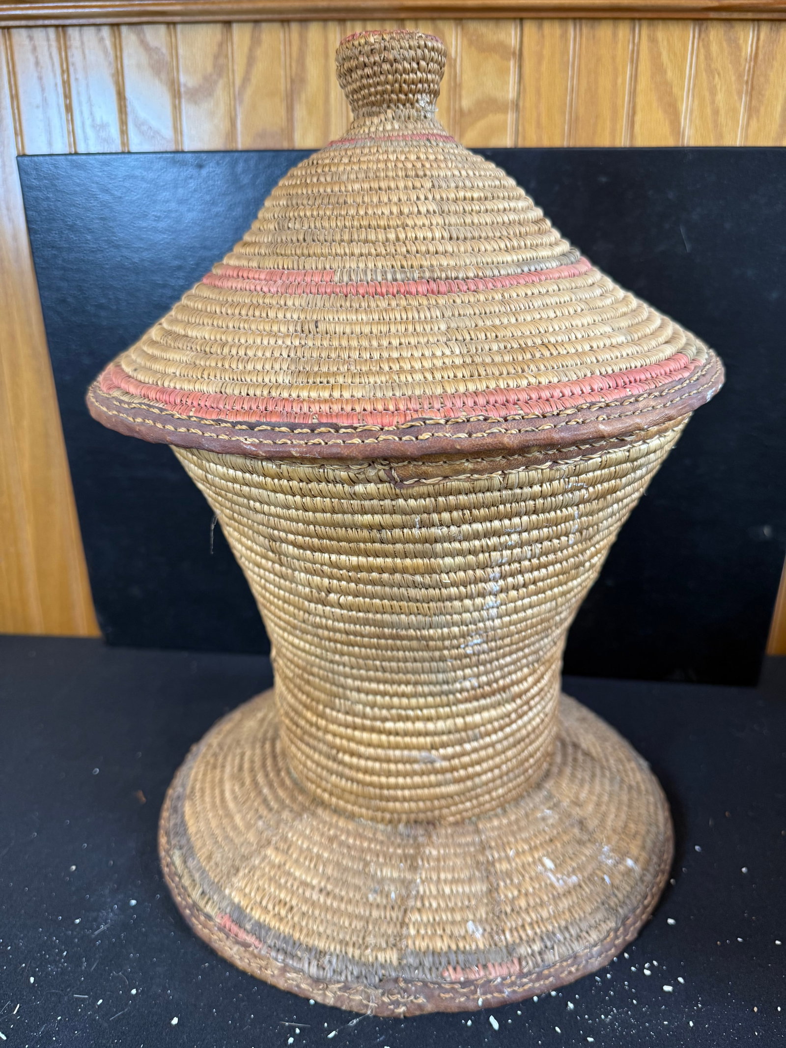 Weaving basket: Weaving basket