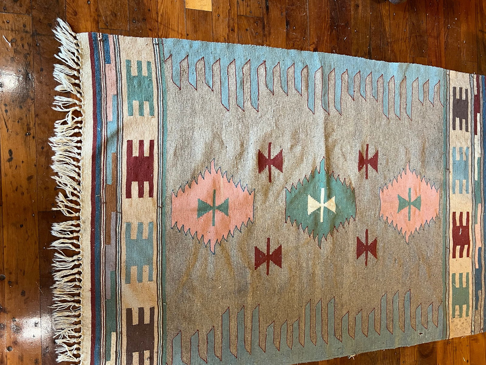 Native American wool rug w/fringe: Native American wool rug w/fringe. Eagle pattern