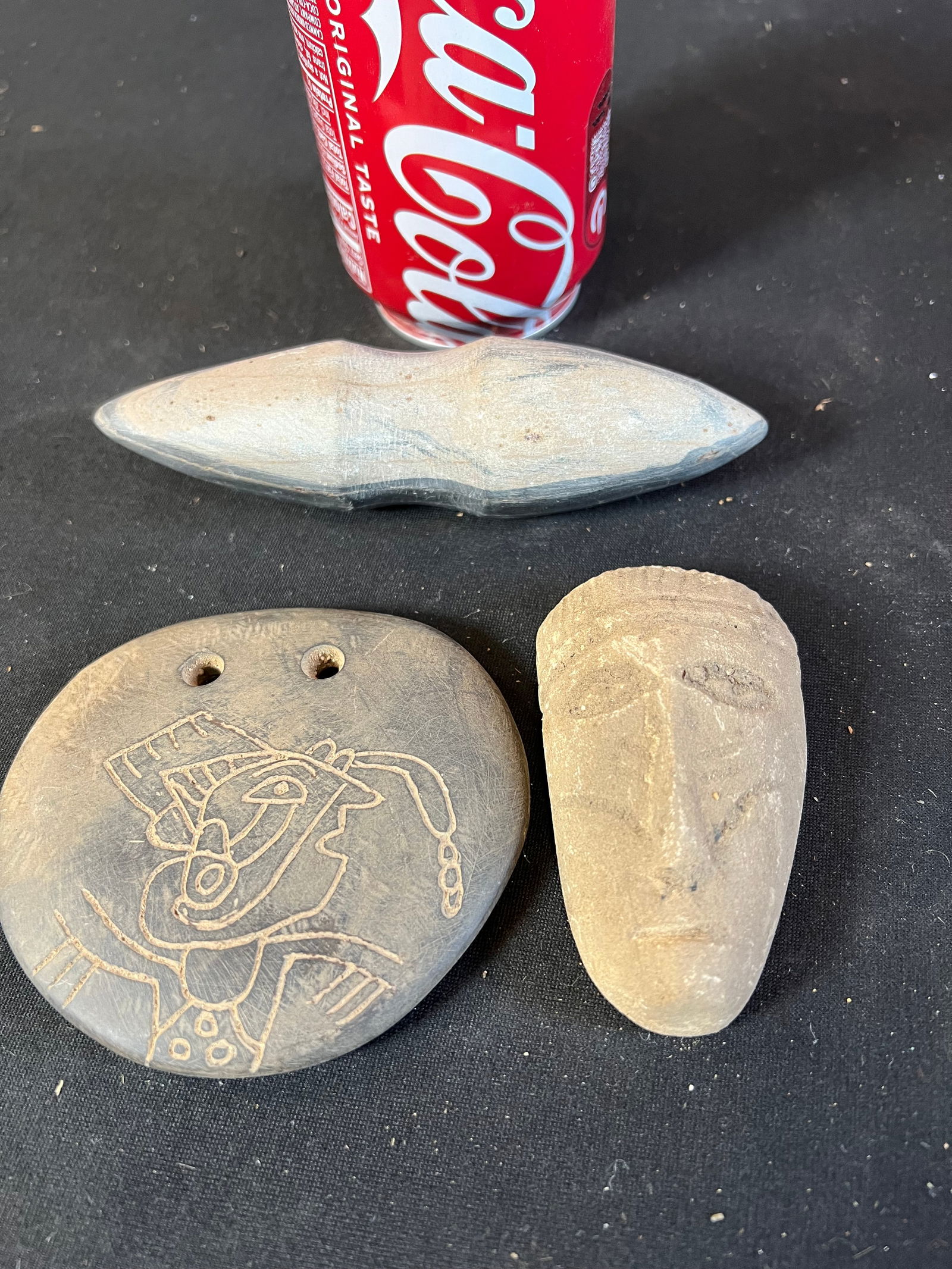 Lot of 3 carved artifacts (1 of 4)