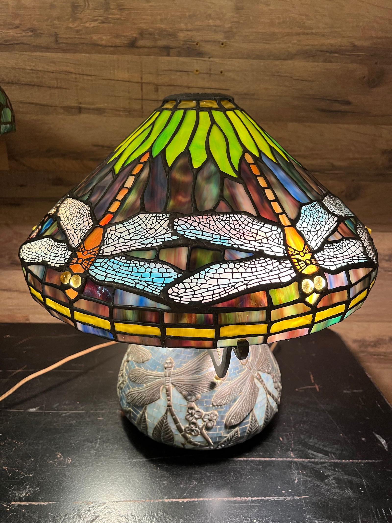 Slag Glass Lamp Dragon fly shade Signed Dale Tiffany (1 of 8)
