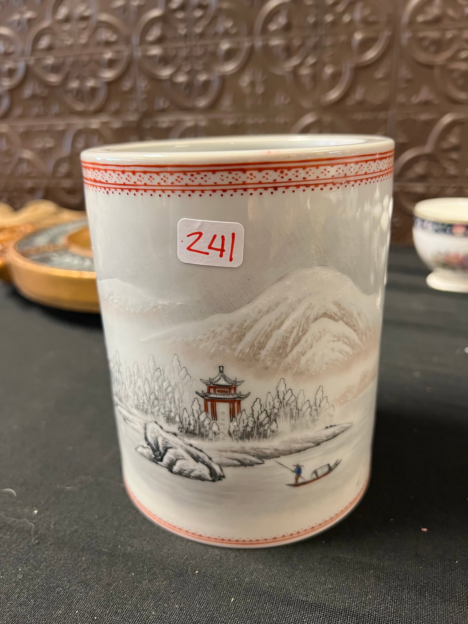 Oriental Vase: Oriental Vase
