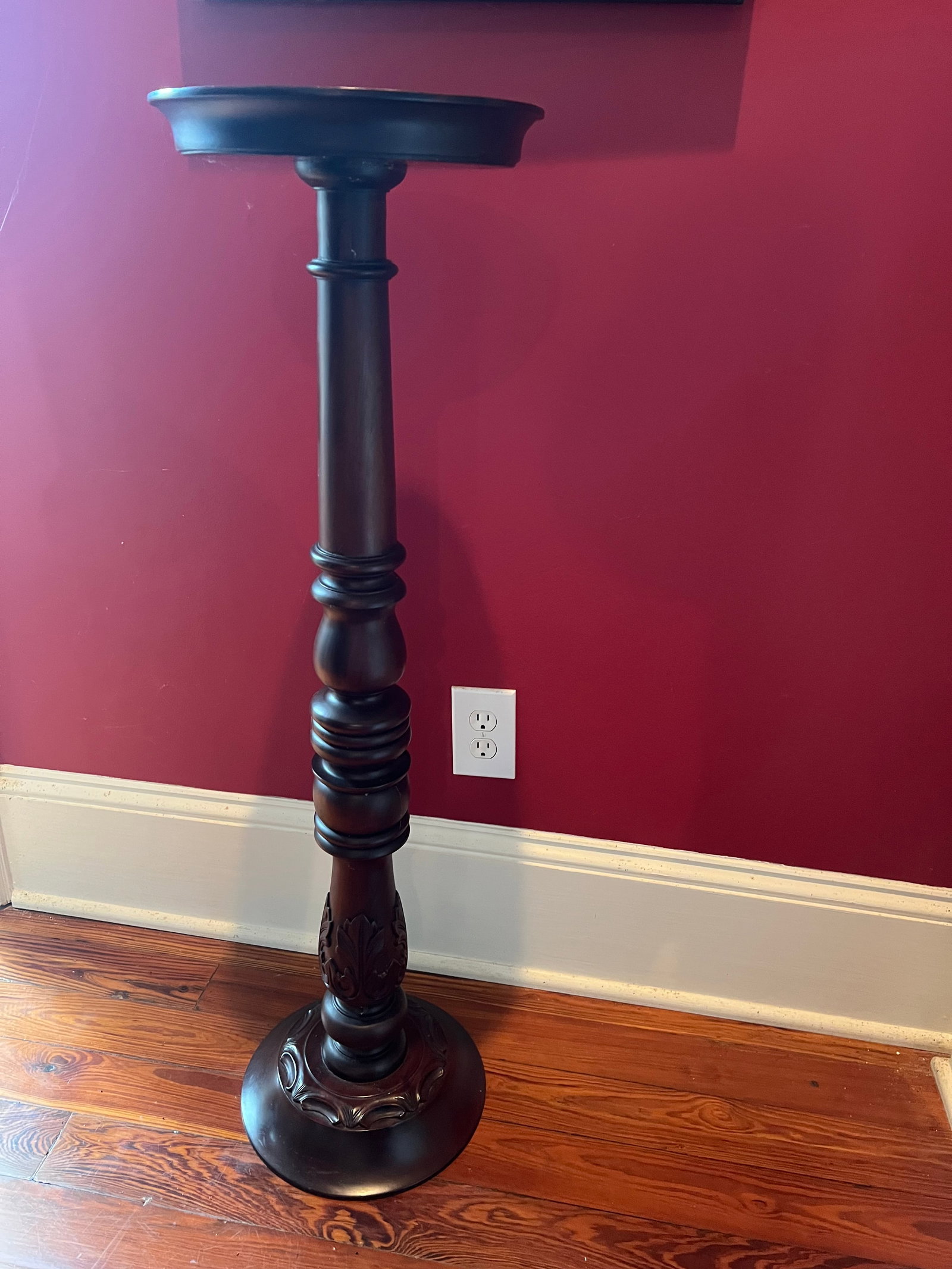 Mahogany Plant Stand: Mahogany Plant Stand