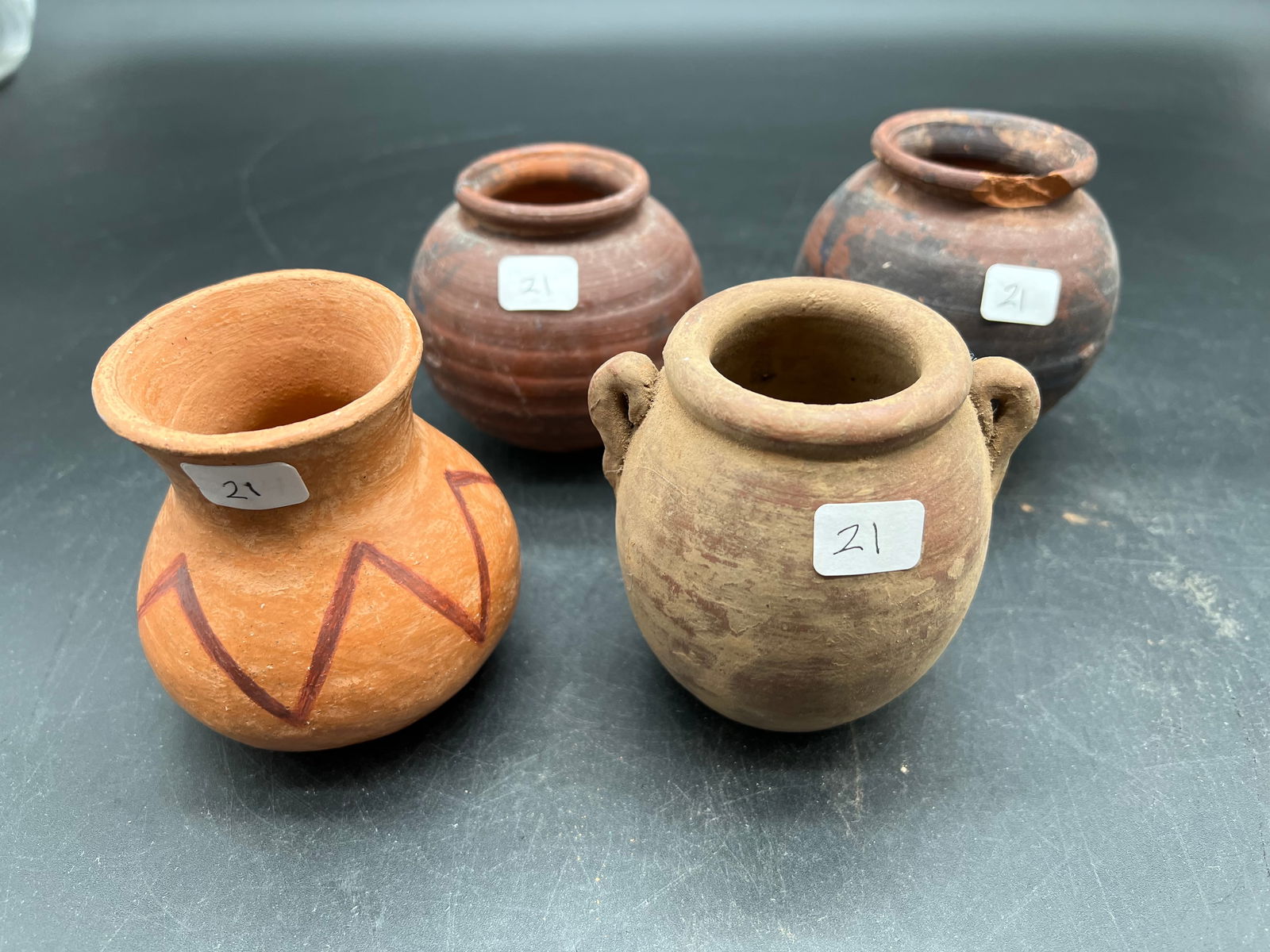 Lot of 4 Native American Clay Pots (1 of 6)