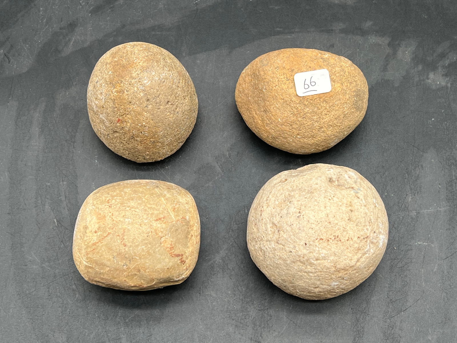 Lot of 4 Native American Artifacts: Lot of 4 Native American Artifacts