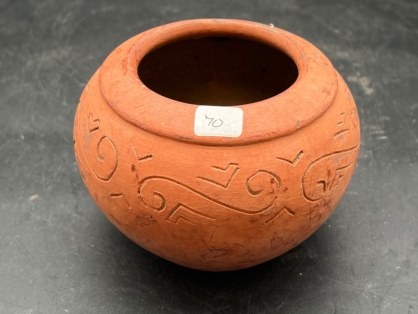 Native American Pottery Pot w/Incised Decorations (1 of 5)
