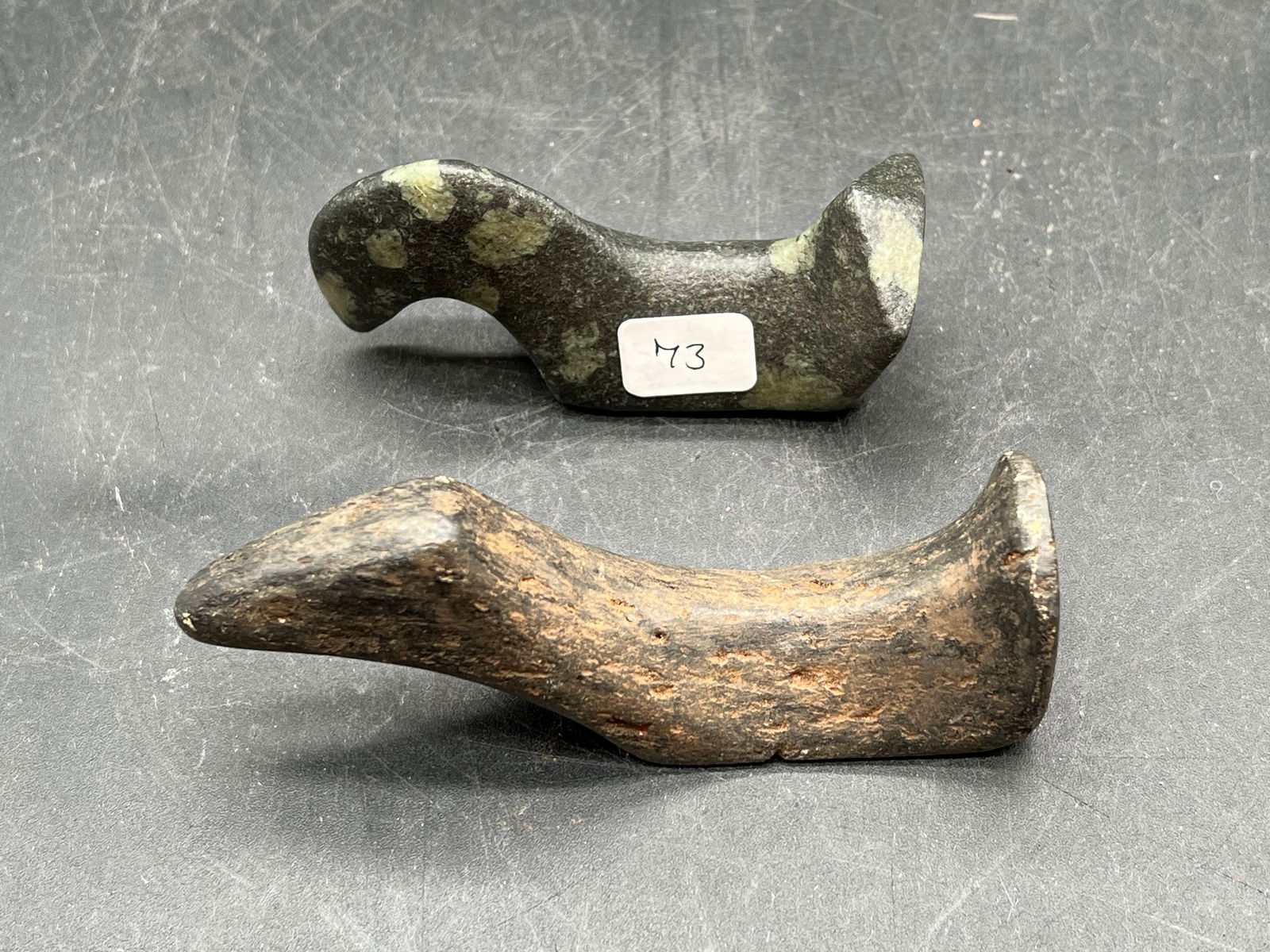 Lot of 2 Native American Effigy Bird Pipes: Lot of 2 Native American Effigy Bird Pipes