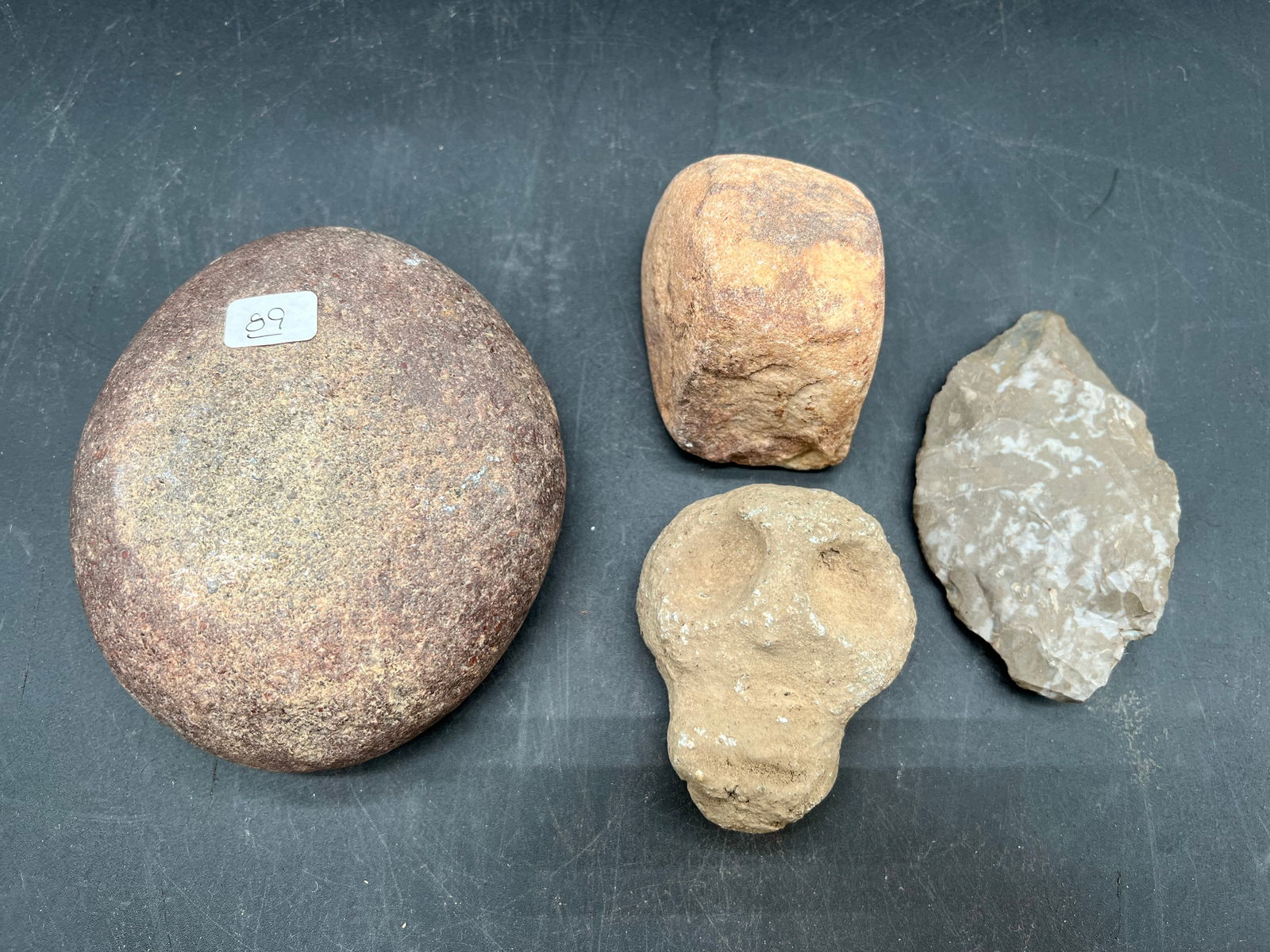 Lot of 4 Native American Artifacts: Lot of 4 Native American Artifacts
