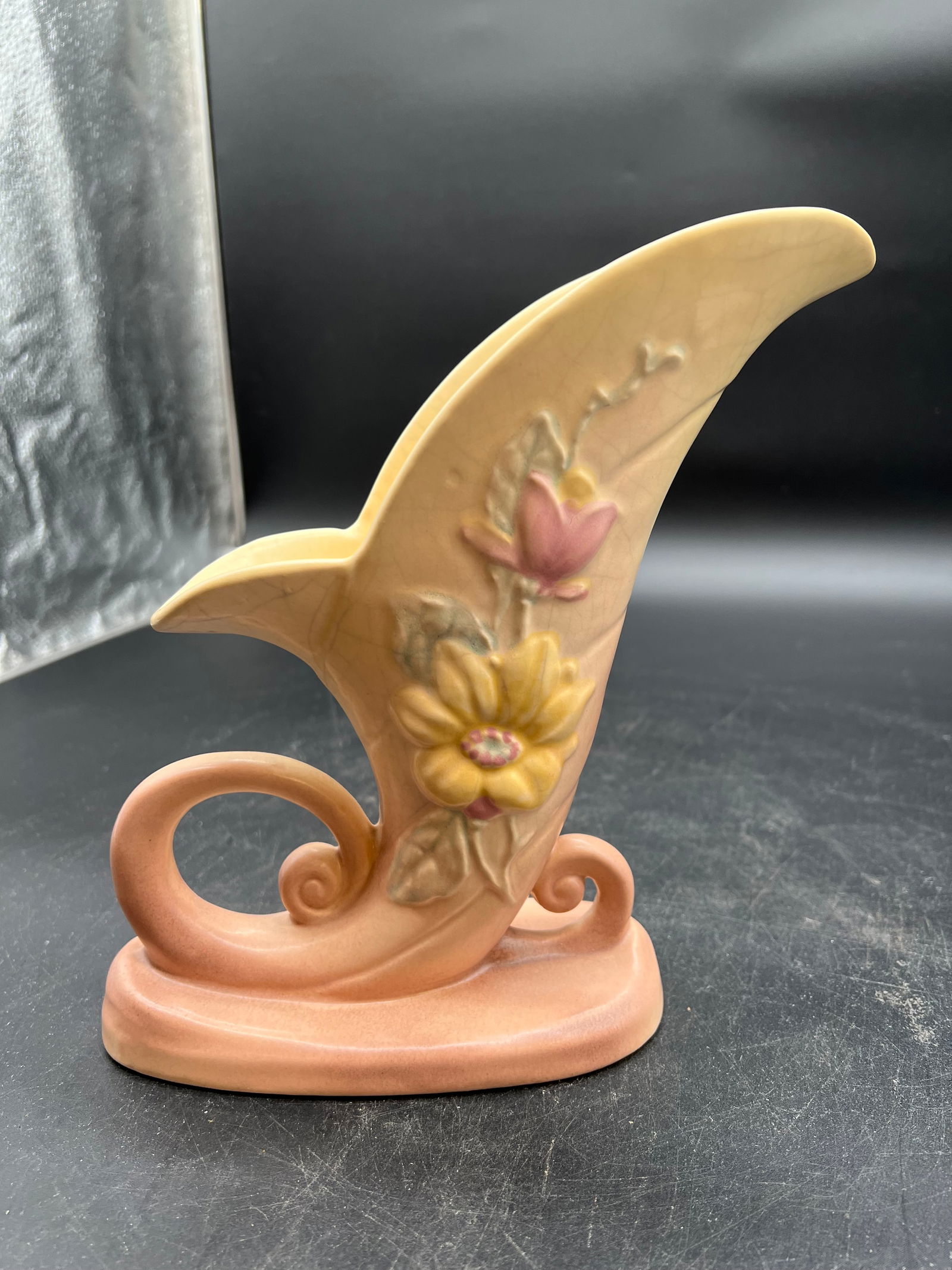 Hull Pottery "Wildflower" Cornucopia Vase: Hull Pottery "Wildflower" Cornucopia Vase