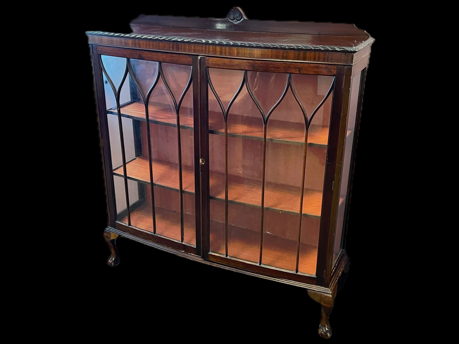 Mahogany Ball/Claw Foot Chippendale Curio Cabinet: Mahogany Ball/Claw Foot Chippendale Curio Cabinet