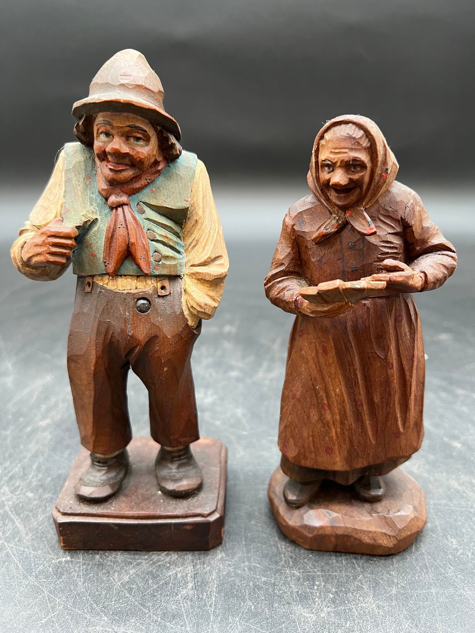 Pair of Hand Carved Man and Woman Statues: Pair of Hand Carved Man and Woman Statues
