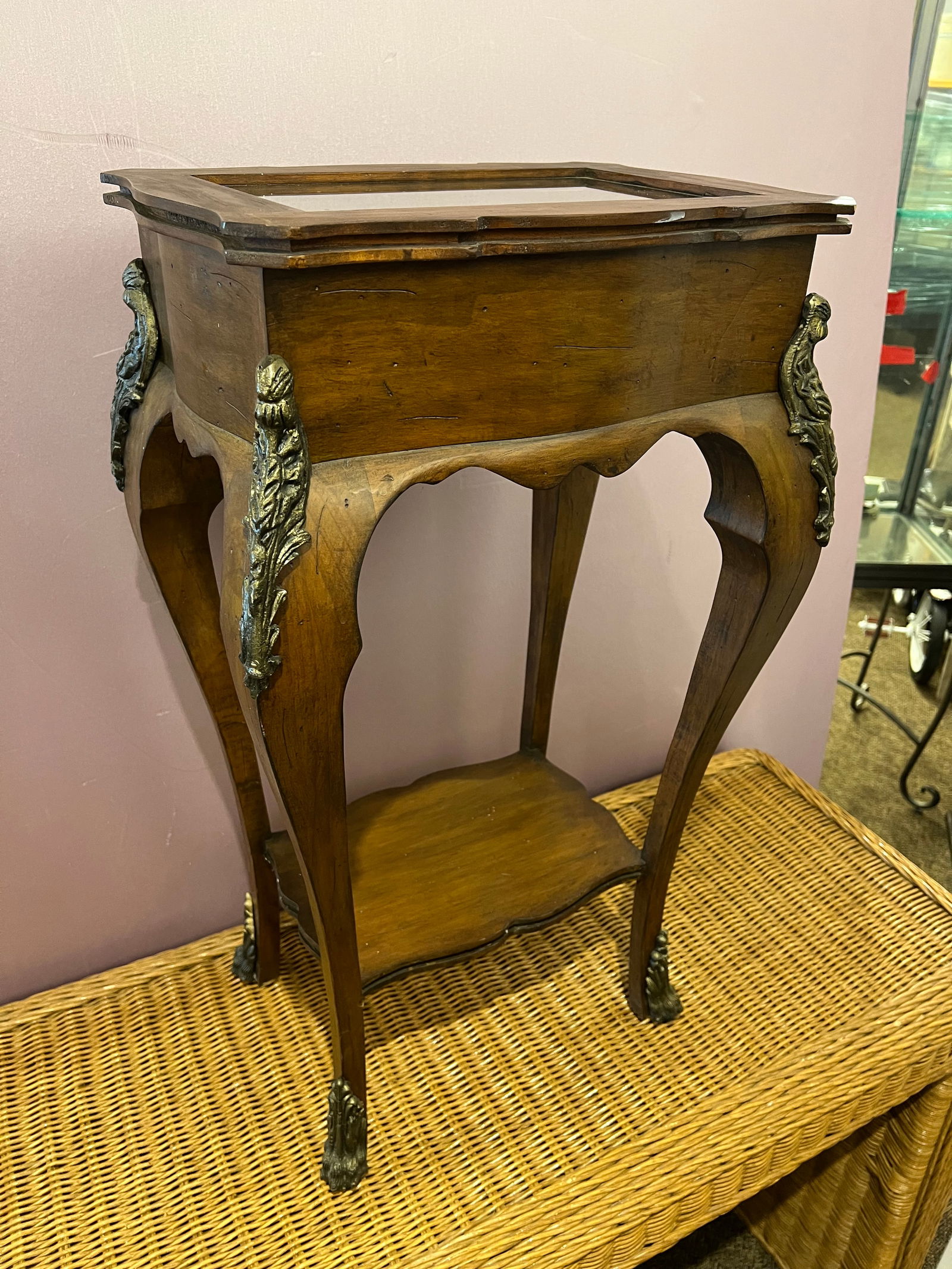 Walnut Ornate display stand. - 2