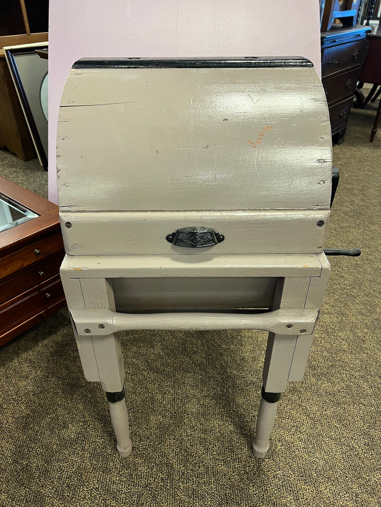 Antique Wooden Washing Machine: Antique Wooden Washing Machine