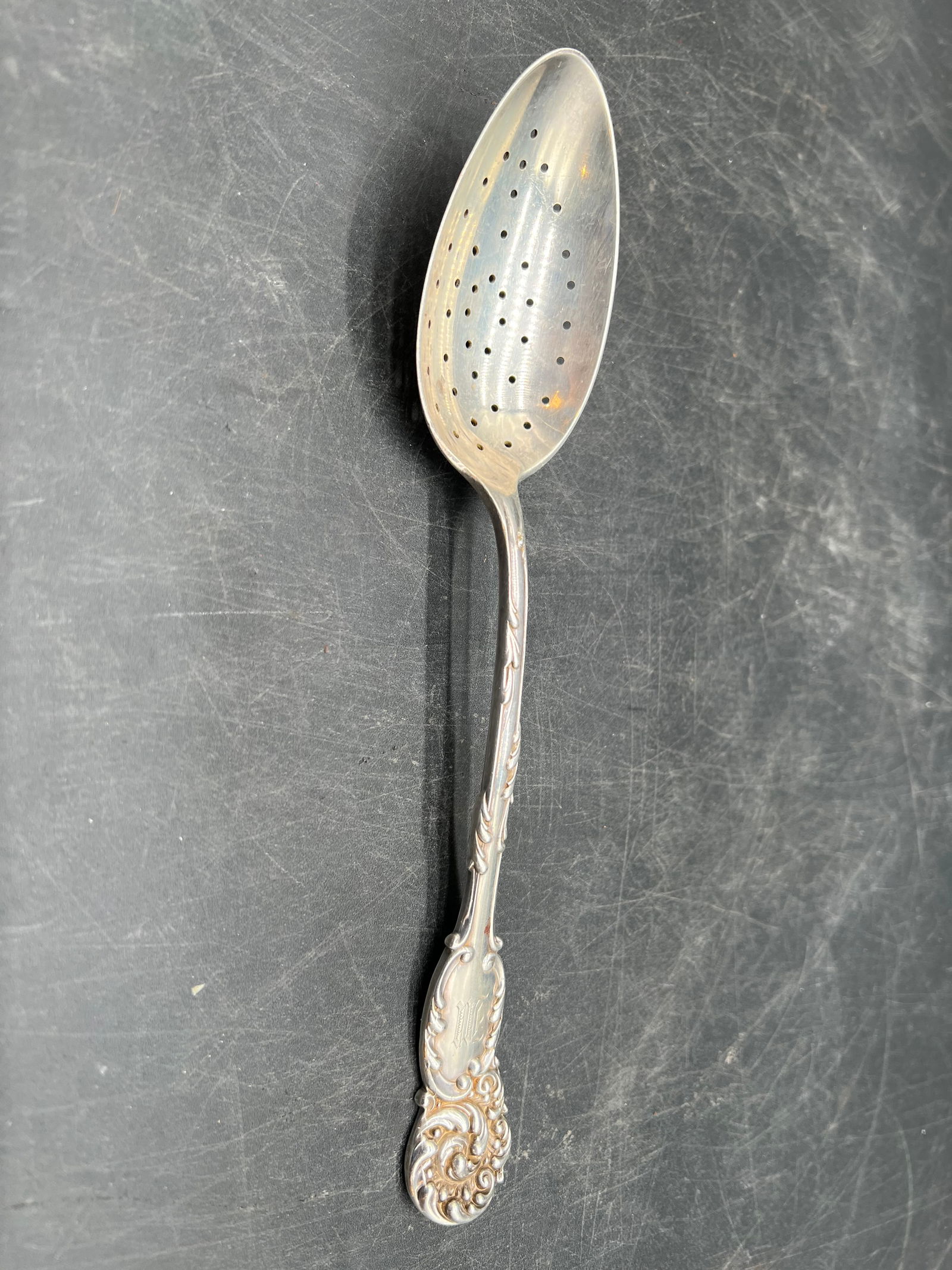 Sterling Silver Serving Piece: Sterling Silver Serving Piece. Weighs 68 grams