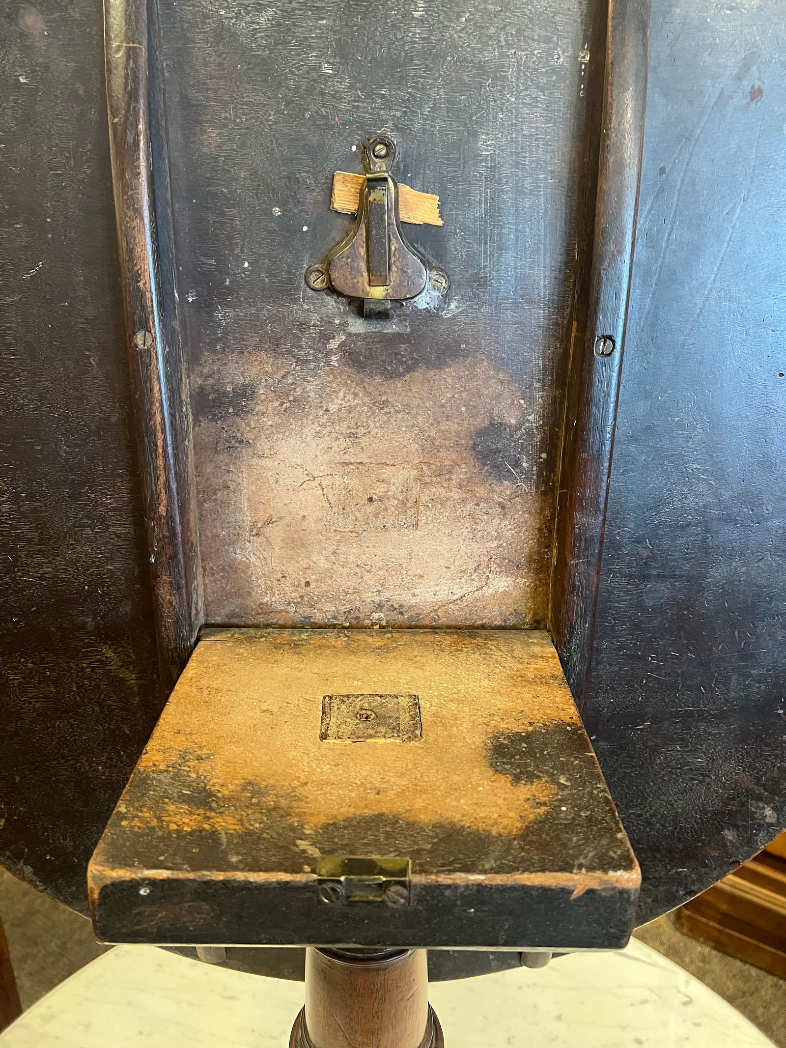 Early Tilt Top Table - 6