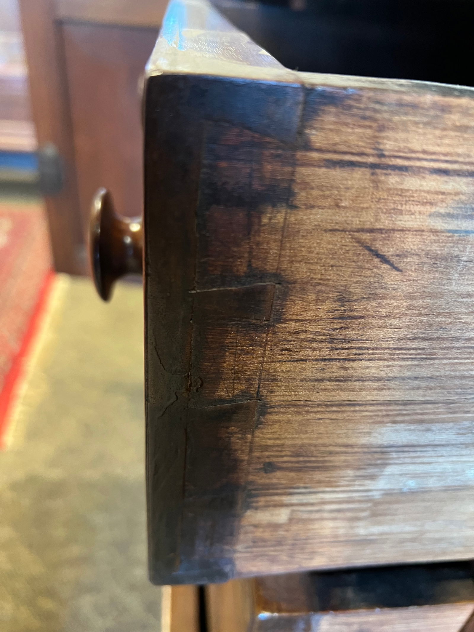 Walnut Empire Server - 4