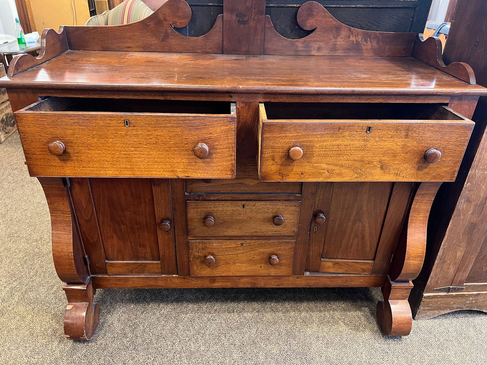 Walnut Empire Server - 5