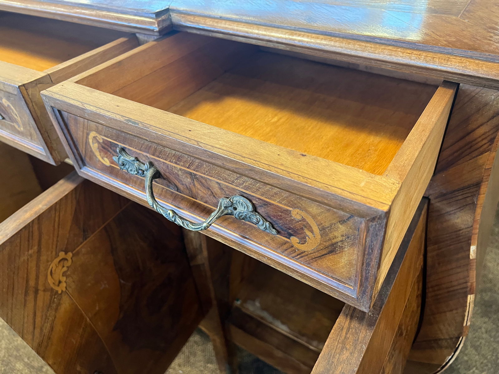 Walnut Sideboard with Mirror - 7