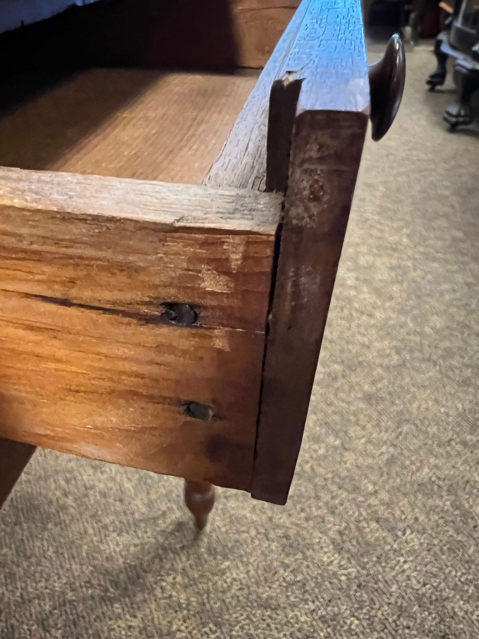 Small Mahogany Dropleaf table - 4