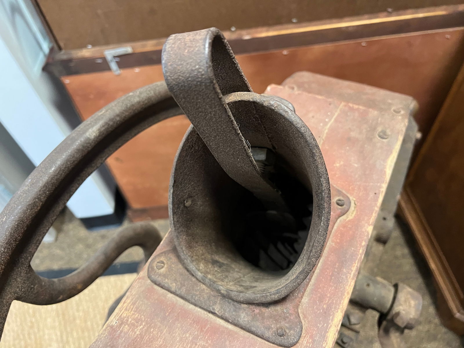 Early Corn Husker - 5