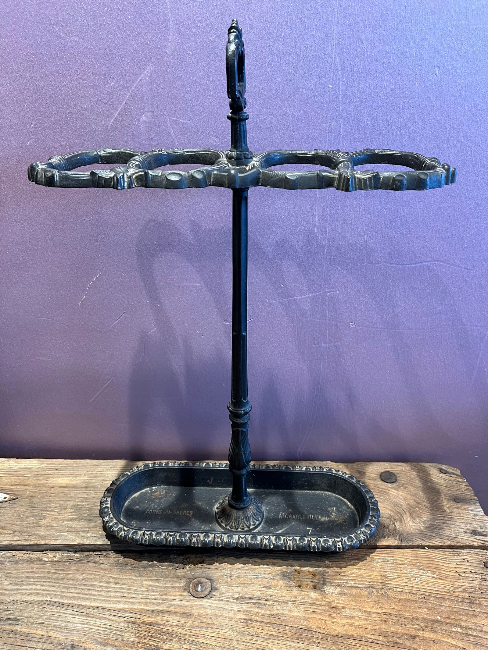 Iron Umbrella Stand (1 of 9)