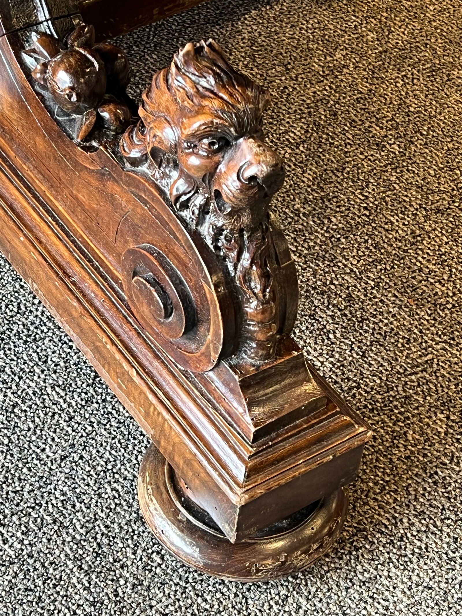 Oak Diningroom Table - 6