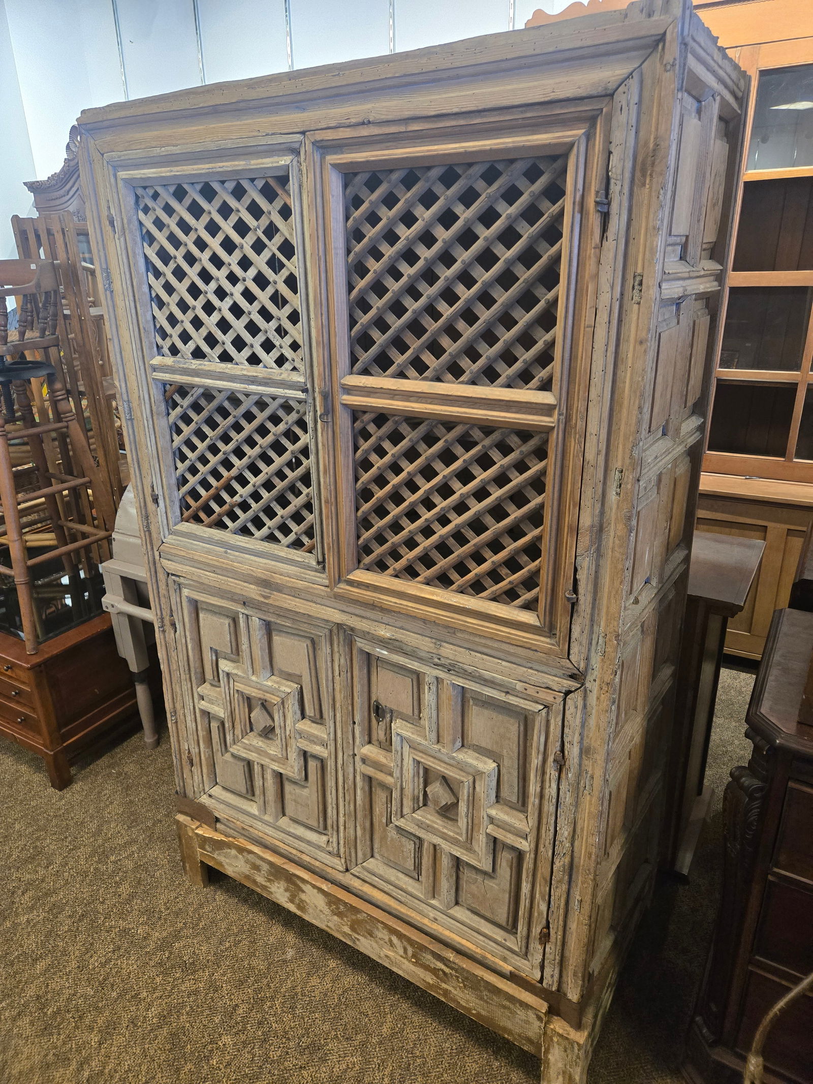 16th Century Wainscot Dough Cupboard/Hutch (1 of 10)