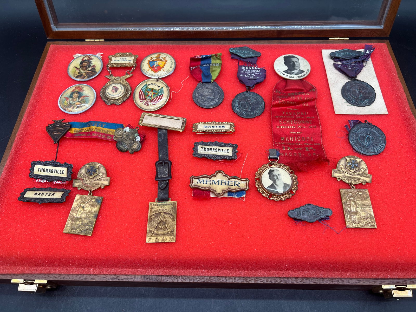 Lot of Early Medals, Pins, & Ribbons (1 of 8)