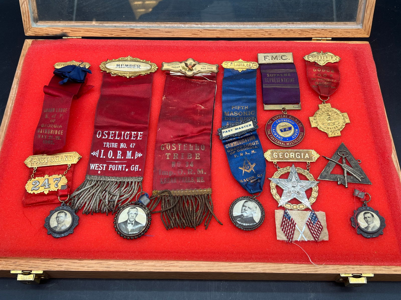 Lot of Early Medals, Pins, & Ribbons (1 of 4)