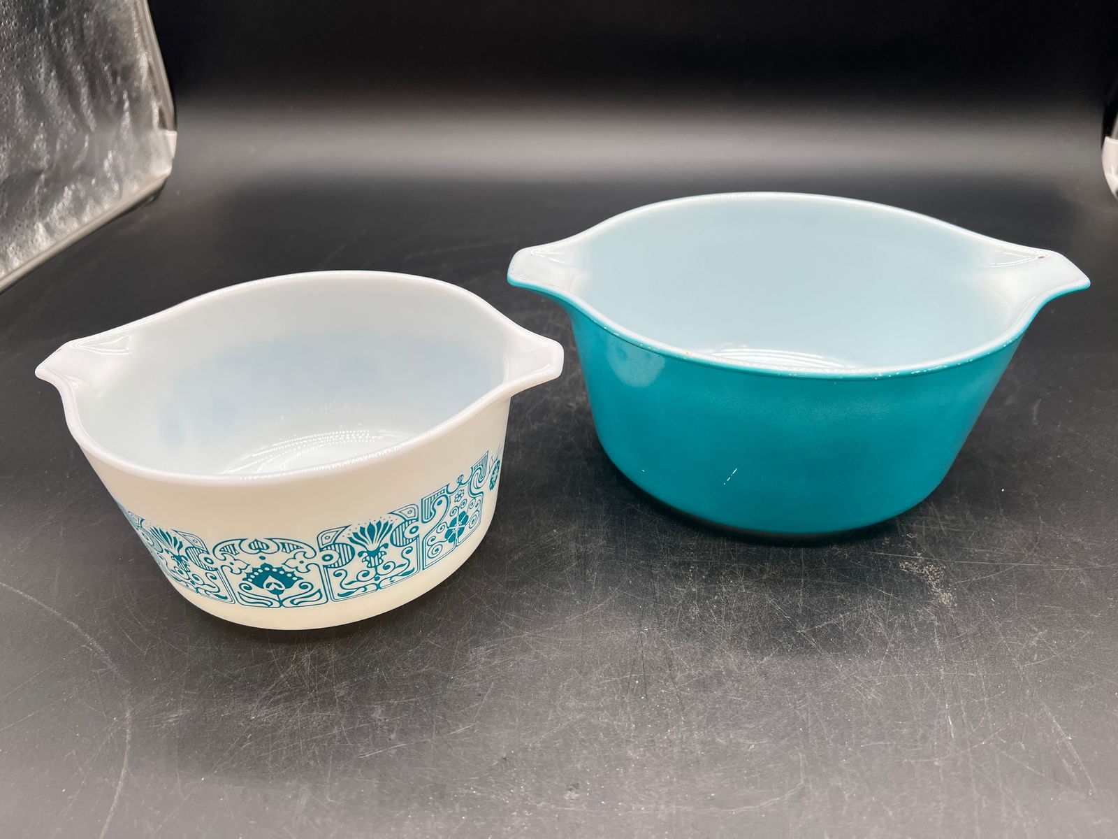 Lot of 2 Pyrex Cinderella Bowls (1 of 8)