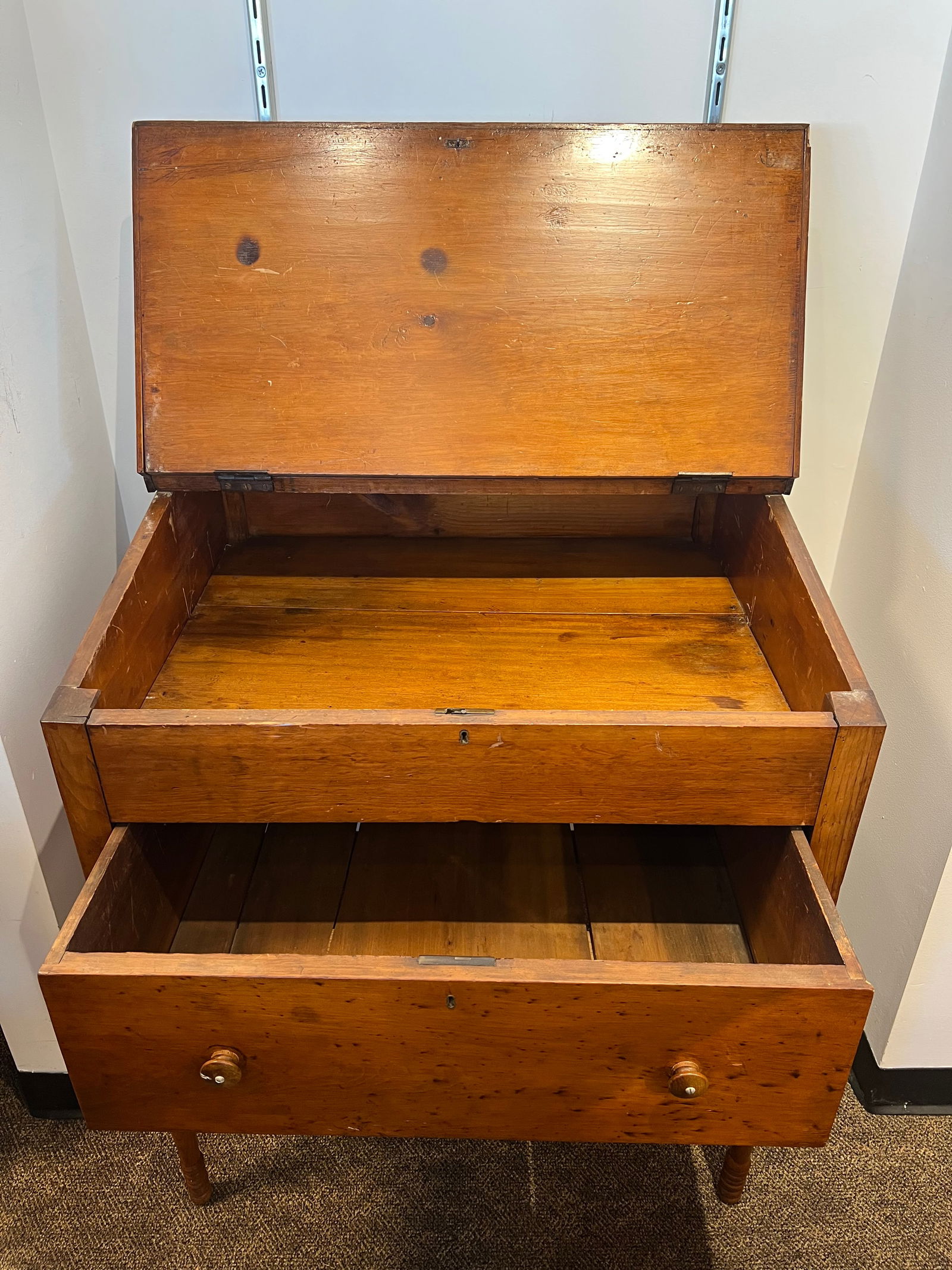 Pine Plantation Desk - 4