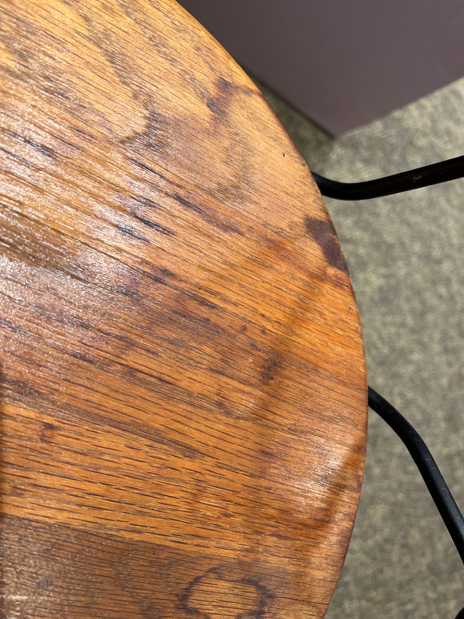 Modern Table w/4 Chairs - 9