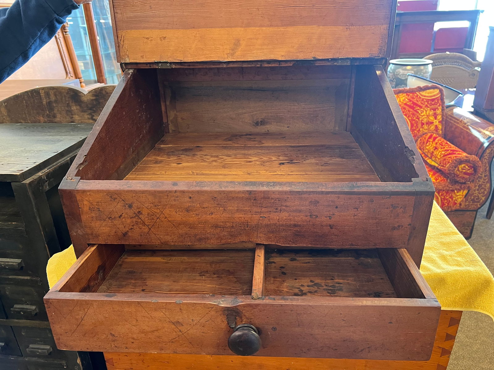 Pine Country Store Desktop - 3