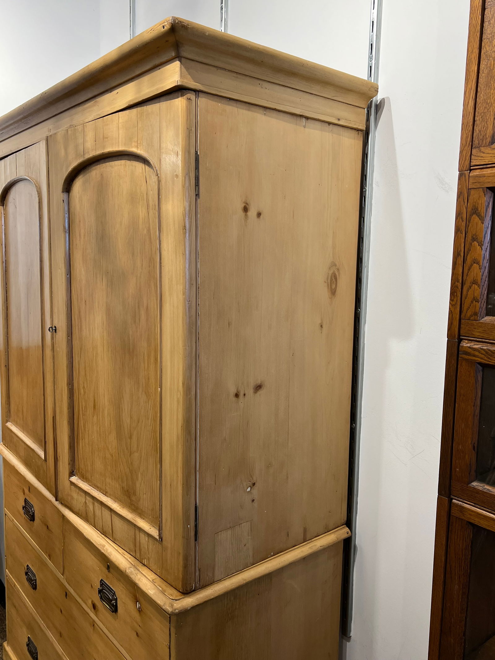 Pine Linen Press - 9