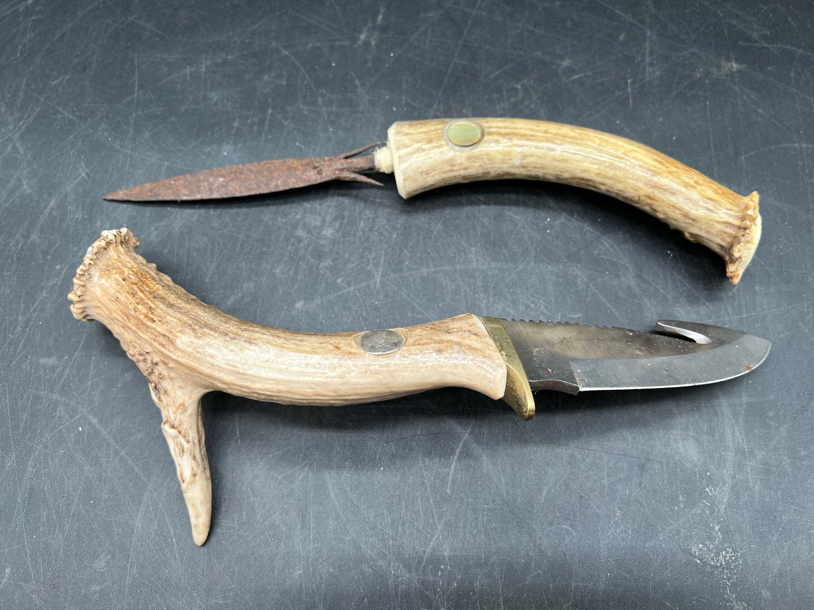 Lot of 2 Handmade Antler Handle Knives (1 of 7)