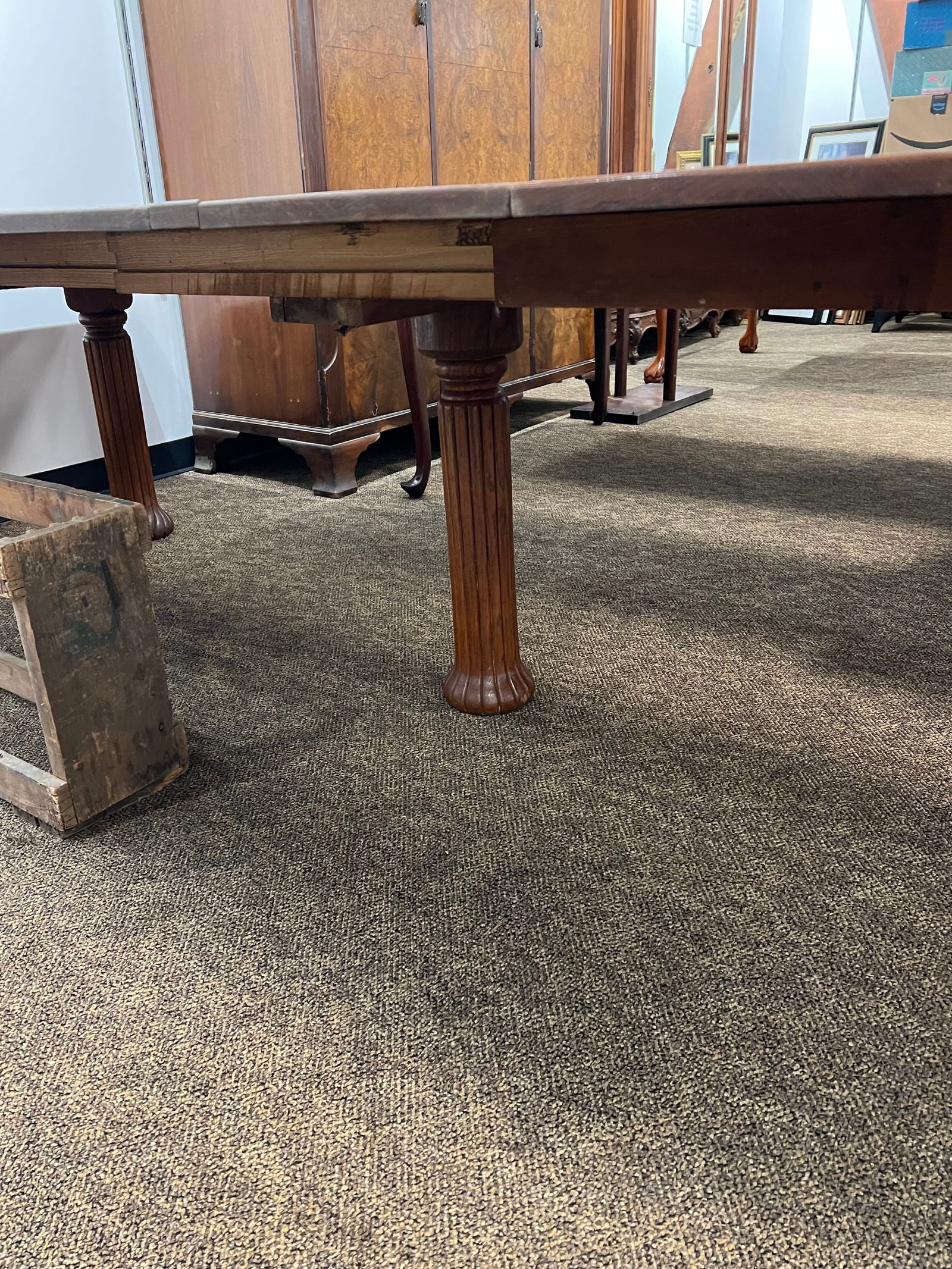 Oak Diningroom Table - 7