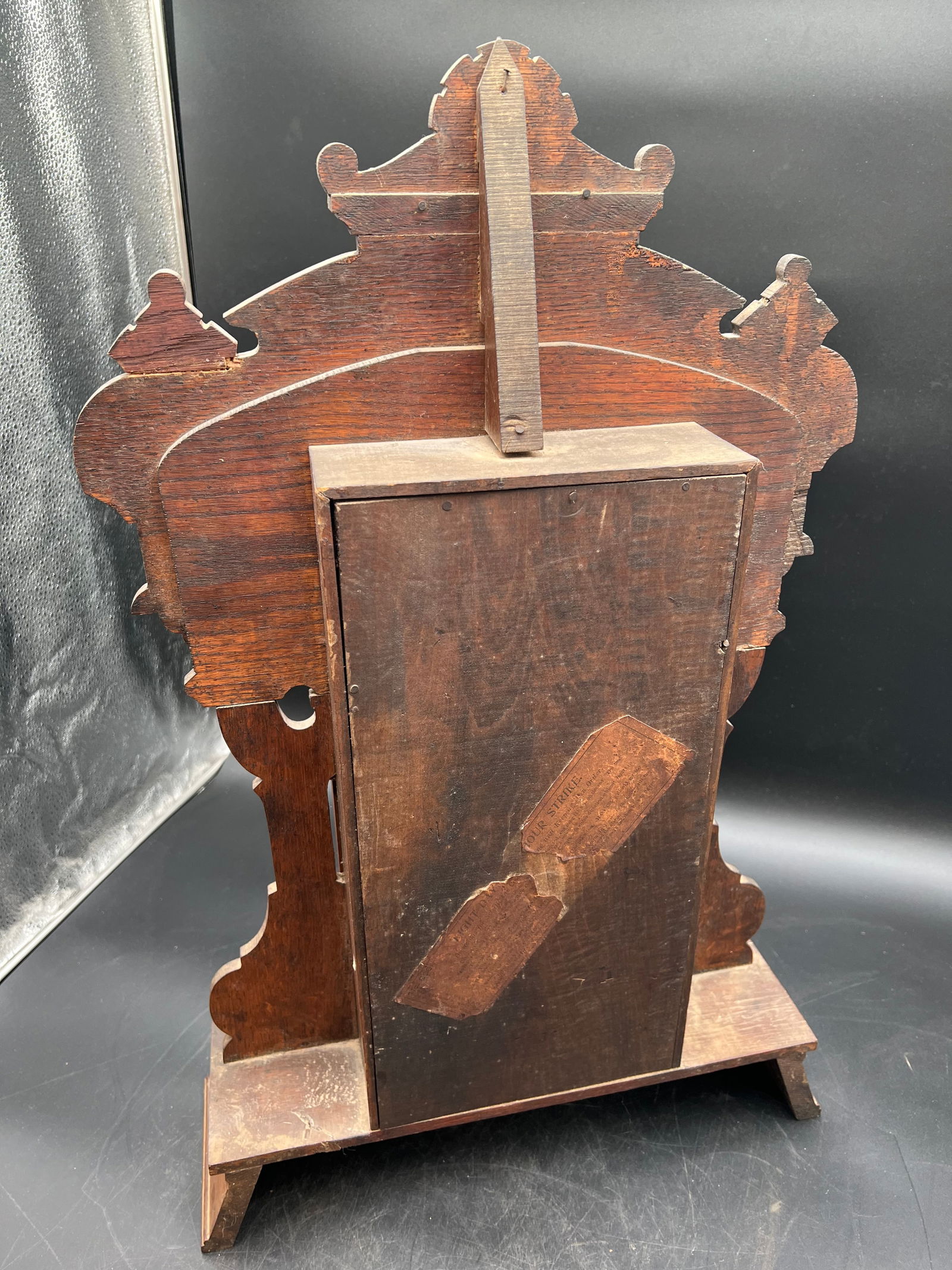 Seth Thomas Oak Mantle Clock - 10