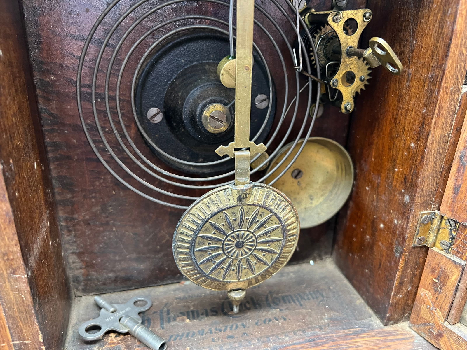 Seth Thomas Oak Mantle Clock - 7